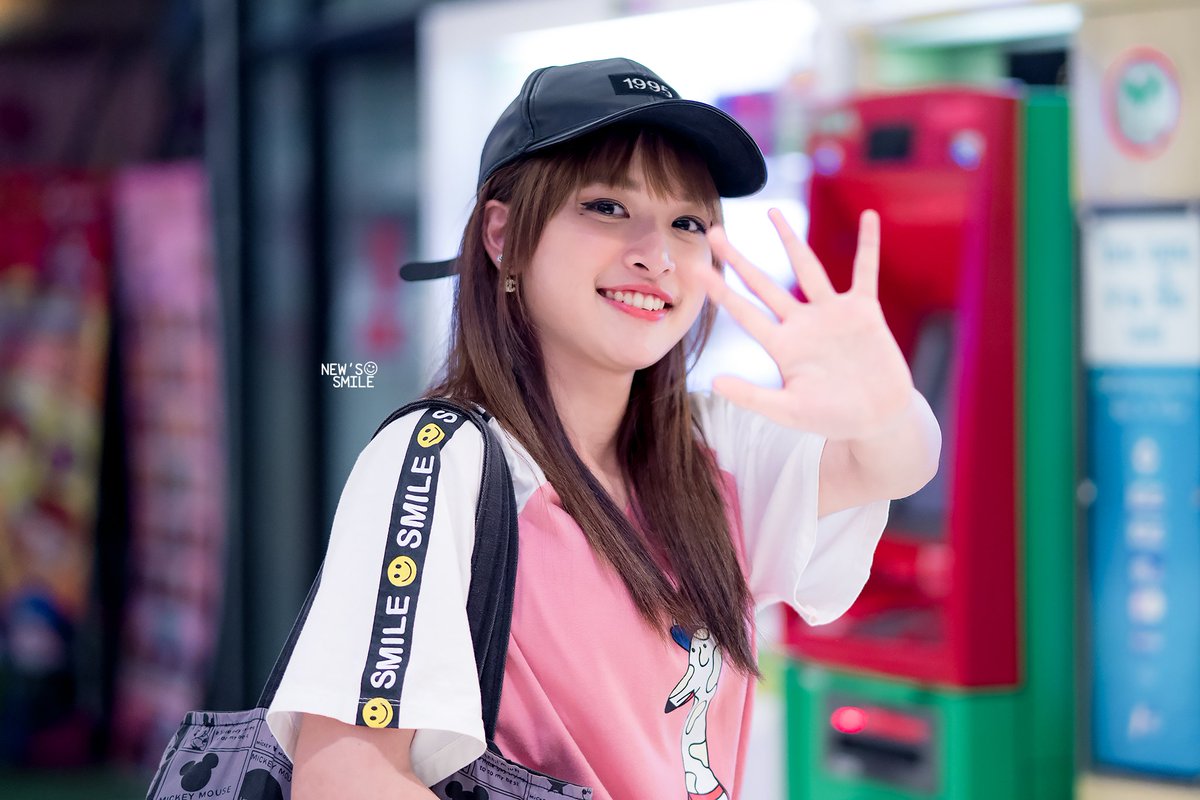 newssmile_cy's tweet image. Good Night ❤️🌠
#NewBNK48 #BNK48