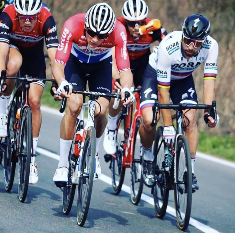 Mathieu Van der Poel heeft na een mooie koers de 4de plaats behaald 💪🏼