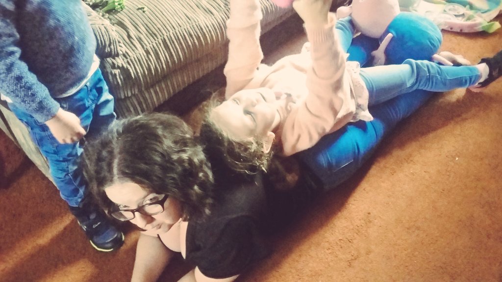amybrooksamy's tweet photo. These two have honestly bugged me all day and given me zero peace but i wouldn't really have it any other way!!! #MothersDay #MotheringSunday #cantwaitforbedtime #GinOClock #gin https://t.co/zQmp0jpITq