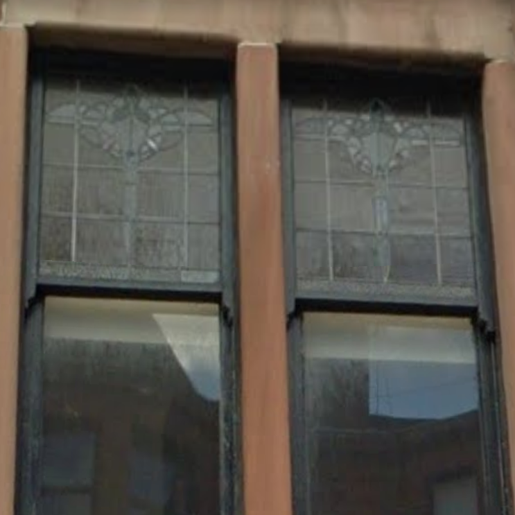 Whether these Glasgow Style windows on Kersland Street are by Paterson or not I'll leave to those of you who know your stained glass. They're certainly a better look than white uPVC.