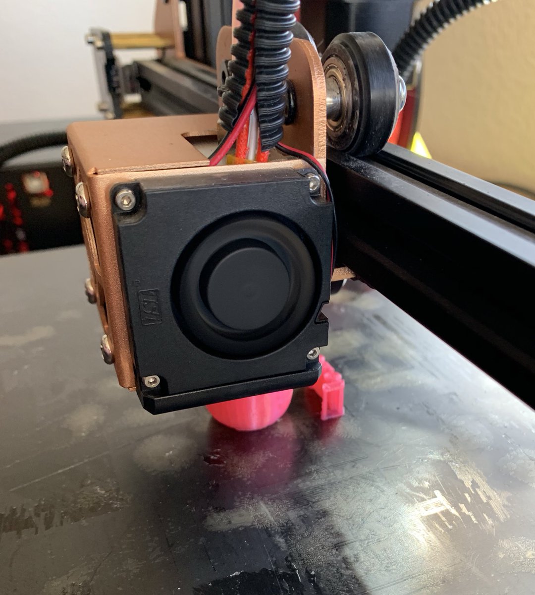 TheKetchy's tweet photo. Printing with a little @zyltech Cookie Love filament... More pics to come! #guessthatmodel https://t.co/q9fGXxas1Z