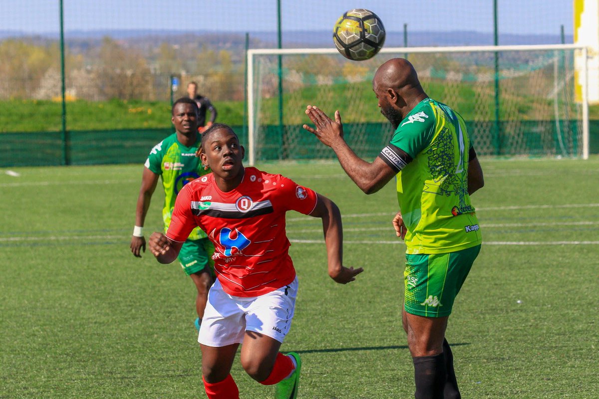 BienPublicSport's tweet photo. Ce dimanche, en Régional 1, Saint-Apollinaire (@ASCStApoFoot) est sorti vainqueur (2-0) du derby contre Quetigny (@ASQ_Officiel)
Retrouvez les images de la rencontre > > > https://t.co/kuV57tNKN8 https://t.co/DAUVe4wSQk