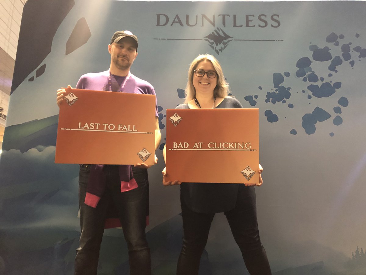 beccaplante's tweet photo. It did not go well 😂 #paxslayer #paxeast2019 @playdauntless https://t.co/fPdKU3fmJZ