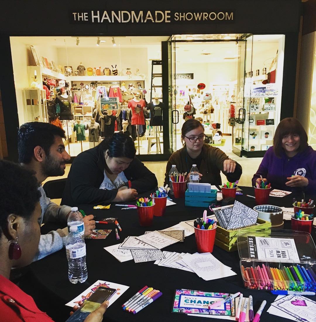 TheHandmadeShowroom tweet media