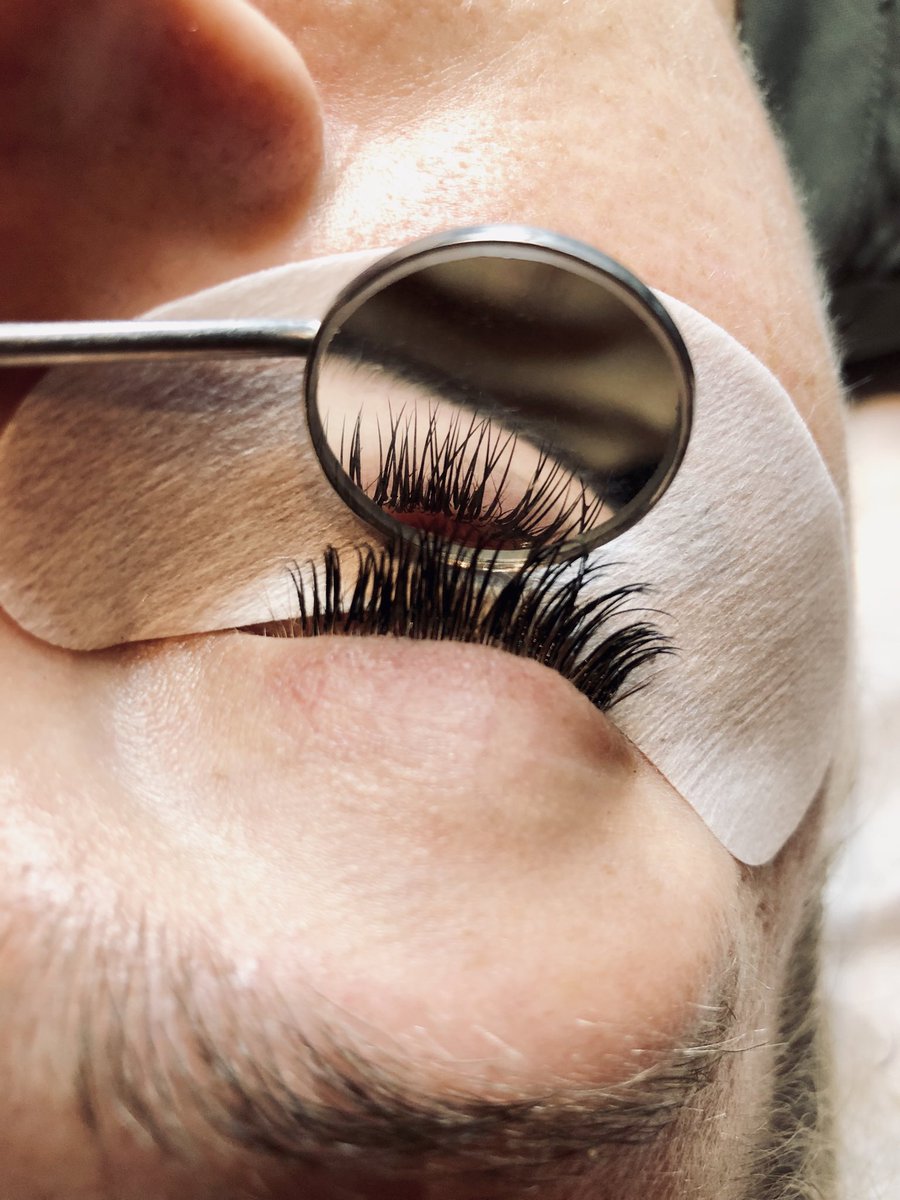 natbeautyelemis's tweet photo. We offer a variety of lashes from Express For that quick fix, or the classics with a natural look. Fancy something more of an impact? Then Russian Lashes is the choice for you. Your in safe hands give us a call to book in for a patch test
#lpartist #lashtech #russianlashes https://t.co/Rkb9g8ryyY
