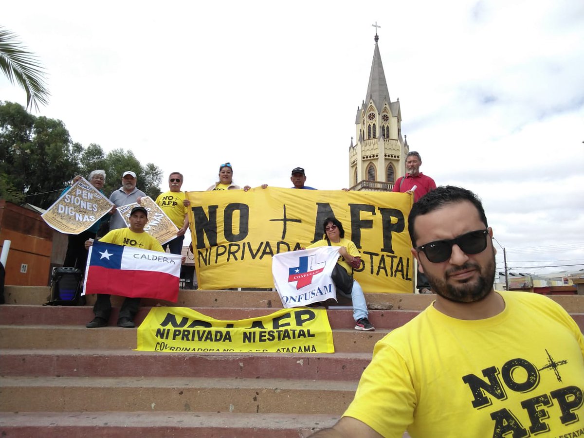 Janoavalos51's tweet photo. Caldera presente..#NOmasAFP
#YoMarchoEl31M
#ConfusamChile https://t.co/jwrSg7PICf