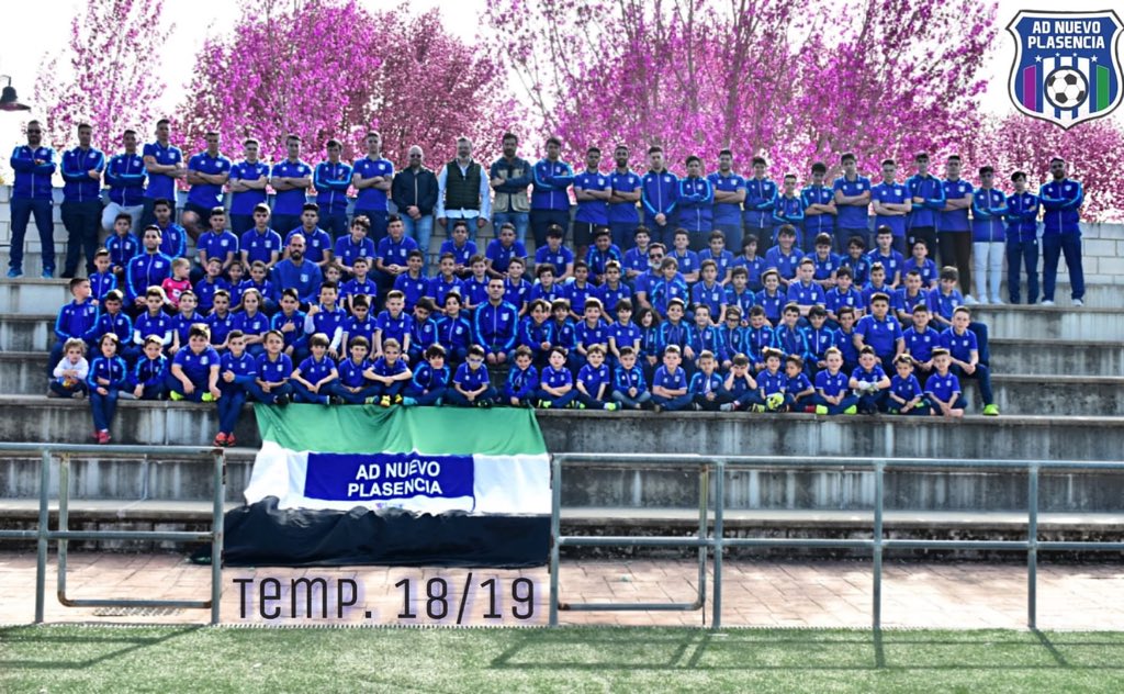 Acompañando a la cantera del <a href="/NuevoPlasencia/">A.D. Nuevo Plasencia</a> #Plasencia