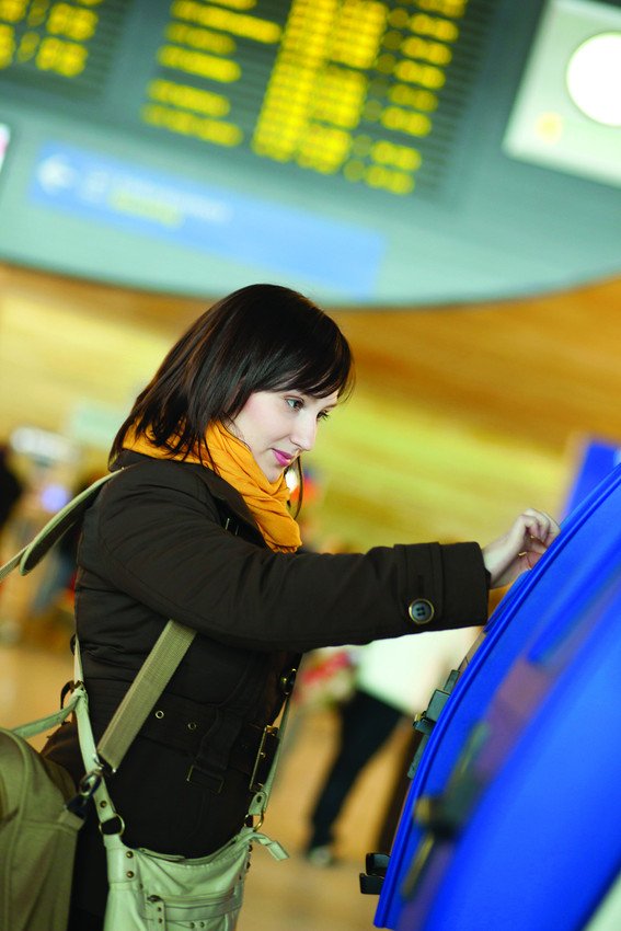SITAonline's tweet photo. Research from the 2019 Passenger IT Insights explores how self-service technology is contributing to a smoother passenger experience at every step of the journey. See for yourself by downloading the full report here. #SeamlessPassengerJourney https://t.co/23FD2JpDEp https://t.co/iJzyTjut50