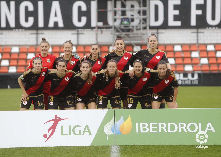 FundRayoFem's tweet image. ⚡️FINAAAAAAAAAAAAAALLLLLLL en el Antonio Puchades!!!!! Qué 3️⃣puntos!!!!!!! Qué partido!!!!!! Qué guerreras!!!!!! (1-2) 
⚽️@Camila_Saez_4 
⚽️@Angelesds_9