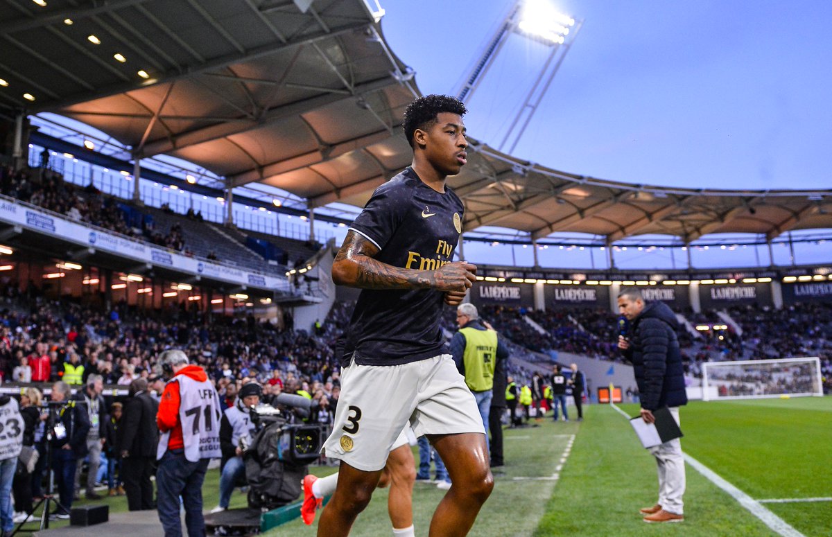 PSG_inside's tweet photo. 🔛🏋️‍♂️ #TFCPSG

L'échauffement peut débuter ! ⚡️

🔴🔵 #AllezParis https://t.co/sRoOmX98cw