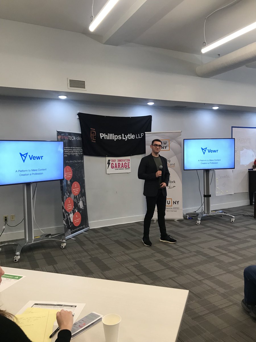 swcrny's tweet photo. Team 2️⃣: @_Vewr
#startupweekendtroy https://t.co/jNn0K34x8R