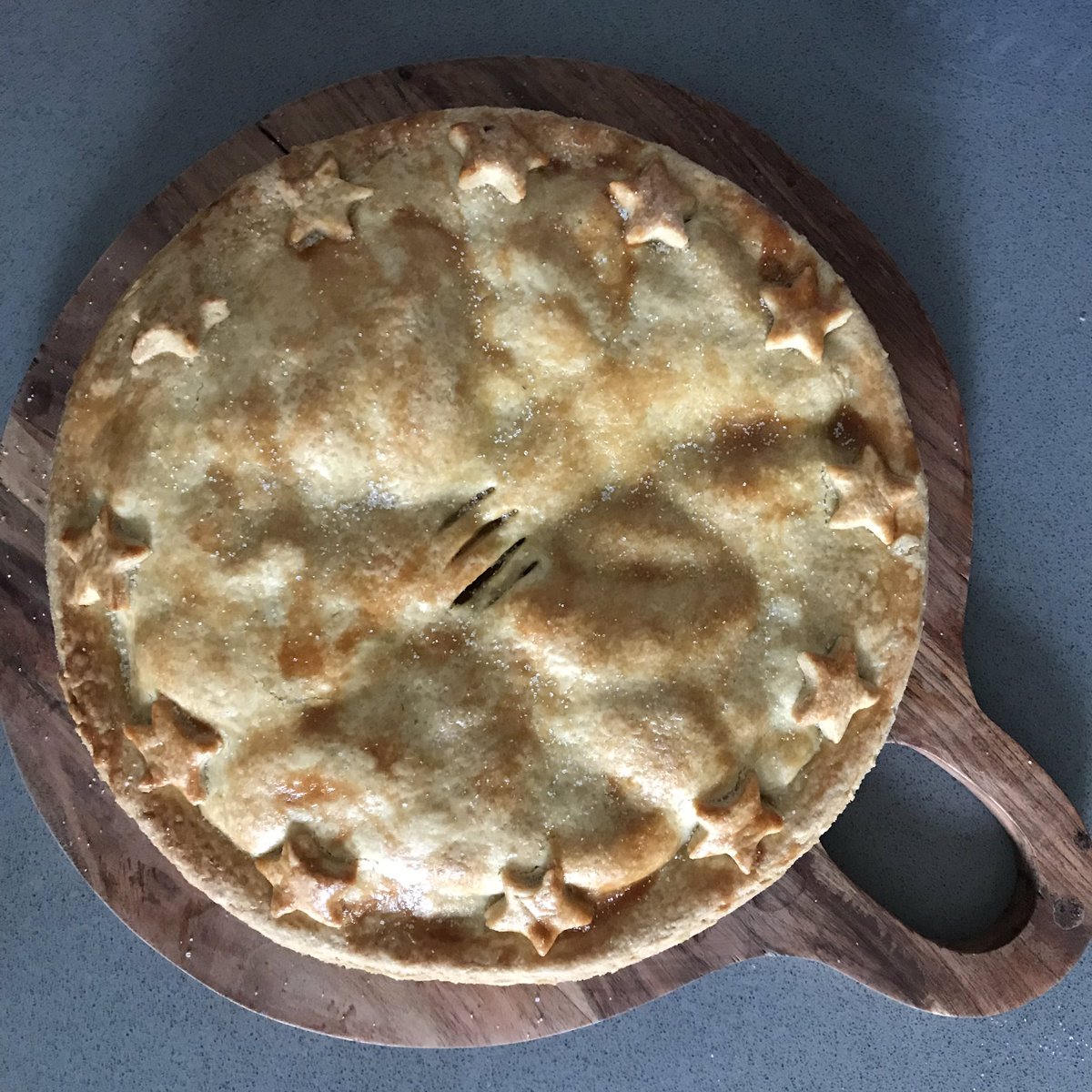 youngwildie's tweet photo. Apparently my Grandma’s apple pie was the stuff of legend. Hope mine measures up 🥧 #TwitterBakeAlong #MasterclassUK @thebakingnanna1 #MothersDay https://t.co/8fTIdYjBOq