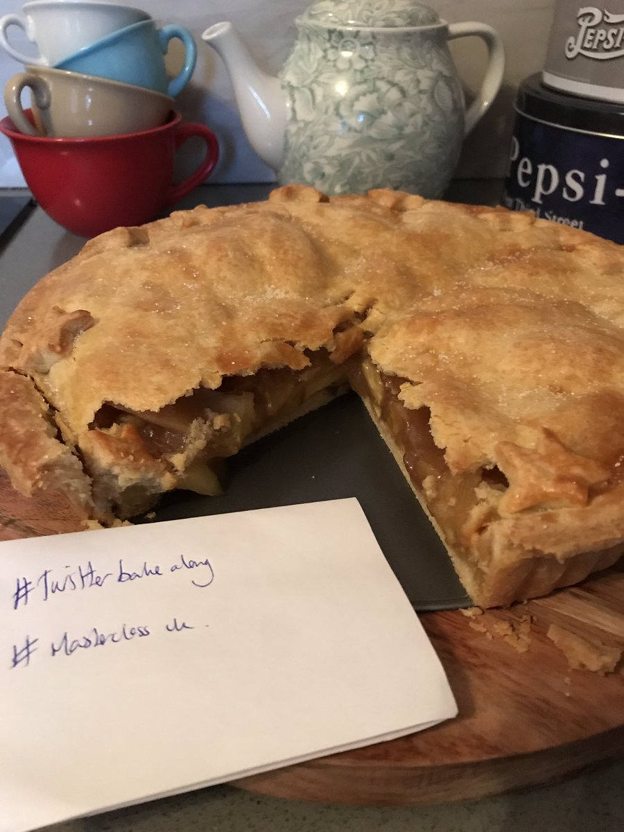 youngwildie's tweet photo. Apparently my Grandma’s apple pie was the stuff of legend. Hope mine measures up 🥧 #TwitterBakeAlong #MasterclassUK @thebakingnanna1 #MothersDay https://t.co/8fTIdYjBOq