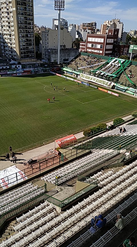 deferrosi's tweet photo. Ya arrancamos la transmisión. Escuchanos por https://t.co/RcyhBl2V6r. Tras la demora, el partido entre Ferro y Quilmes comenzará a las 16.
#JuegaFerro #DeFerroSi #BNacional https://t.co/N1EUpiJv9q