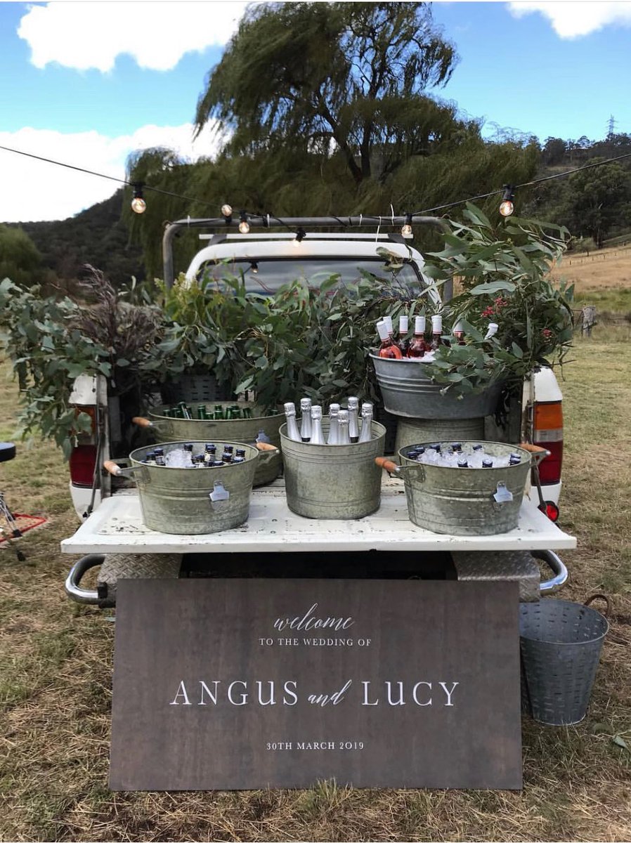 tailgate_fest's tweet photo. Congrats to Angus and Lucy! We don’t know you, but if this Tailgate setup doesn’t say Happily Ever After, then nothing does 🙌 https://t.co/Odec4609nK