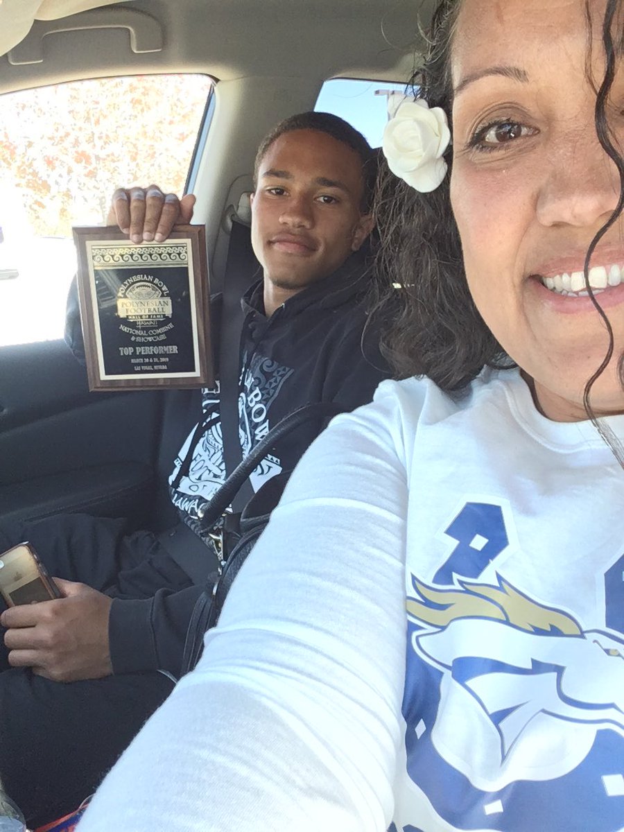 moniluv93's tweet photo. #topperformerDB hard park pays off son! Keep grinding! Keep the faith and trust the process!! #proudmommoment @polynesiabowl #polynesiancombine thank you for the opportunity! https://t.co/lIk0Z7zLLi