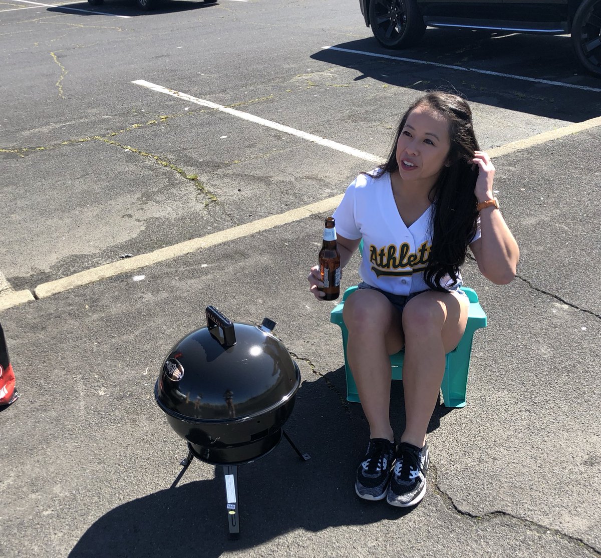Tiny chair✔️
Tiny barbeque✔️
Tiny Tiff✔️
#TailGateSZN
#AtTheColiseum 
#oaklandAthtletics