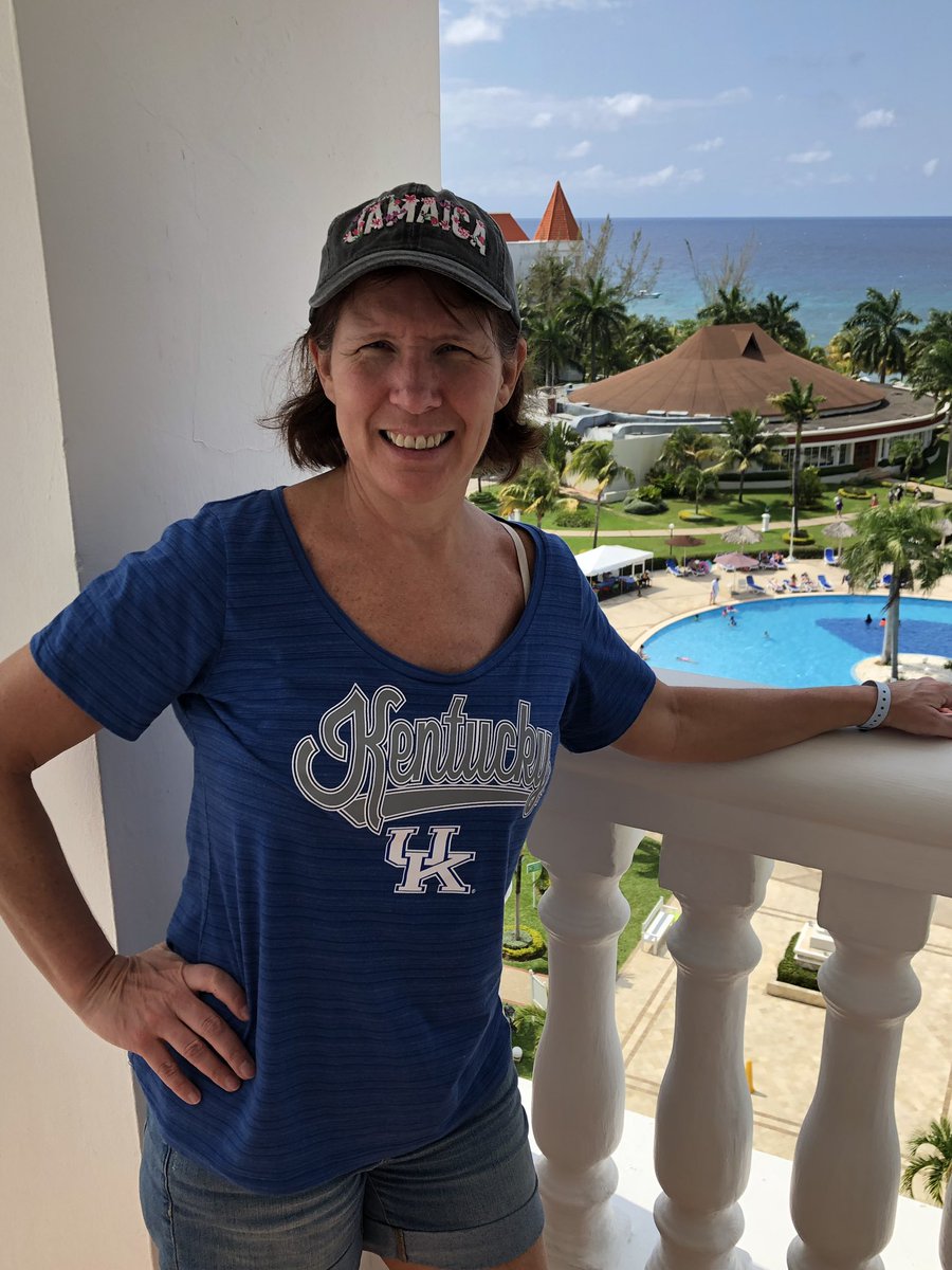 Lg1215G's tweet photo. Watching the Cats from Jamaica. #bbn #UKvsUA #gobigblue https://t.co/y84HM0wqIy