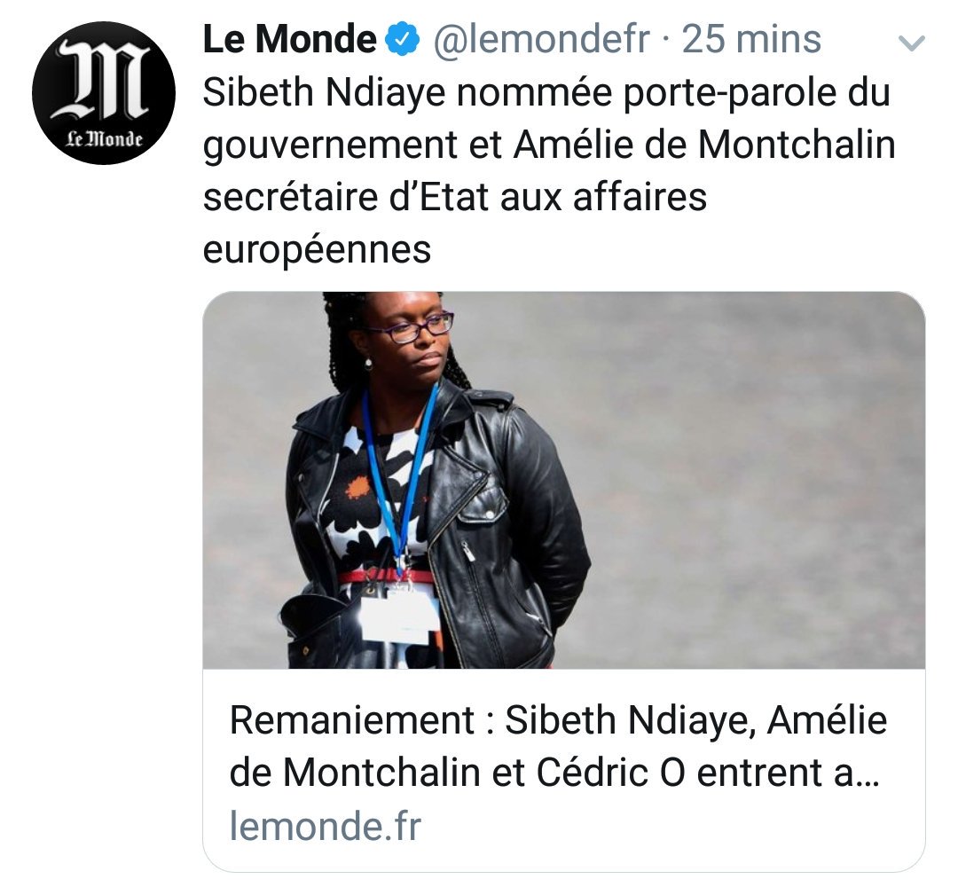 Alex_Rousset's tweet photo. -Vendredi : la presse révèle que l'Elysée (dont Sibeth Ndiaye) a diffusé une fake news pour protéger Benalla.

-Dimanche :  Sibeth Ndiaye est nommée porte-parole du gouvernement.

Comment avoir confiance dans la parole de l'exécutif après ça ? https://t.co/uvpQGXm9SE