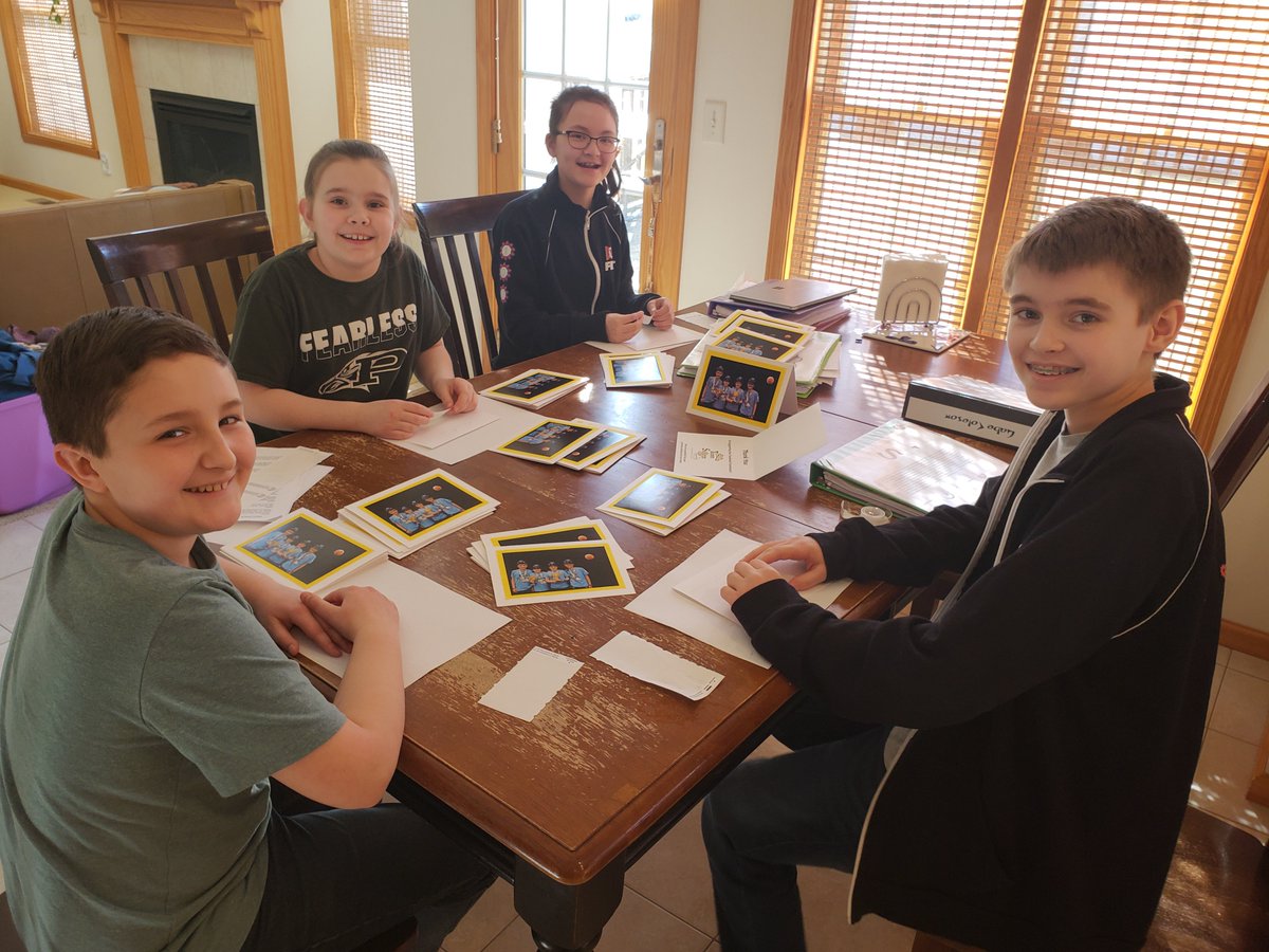 TeamStorm100's tweet photo. Today's Project Rookie post is just a friendly reminder to have an Attitude of Gratitude (throughout your season of course) but also as you wrap up the season and reflect on all those who helped you on your @firstlegoleague journey. https://t.co/ml8skFkUvD https://t.co/tfqTlRO3NM