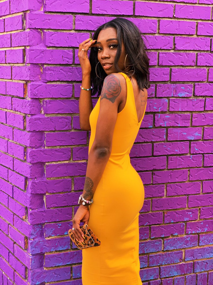Shuggs_'s tweet photo. Checkin’ in with a lil birthday look. #24 https://t.co/kRGybiIGBi