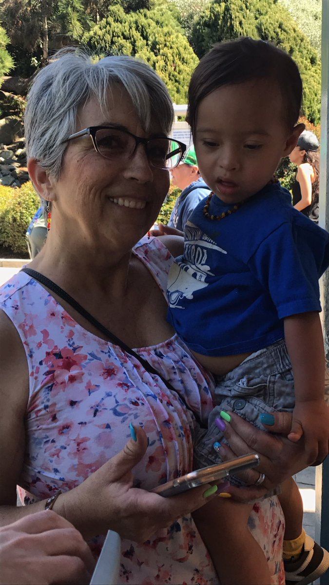 MrsTsTreasures's tweet photo. Asking everyone to support #gigissandiegorun2019 with a donation https://t.co/R9dDs01ZYE https://t.co/BoXVnvj6Cx