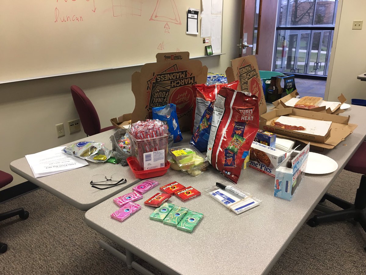 technected2you's tweet photo. In the first hour of our 4th annual working with University students on final projects AND solving puzzles #CS50xCedarville #cs50ap #cedarvilleHackathon #cs50puzzleday https://t.co/rgNTCBh8sH