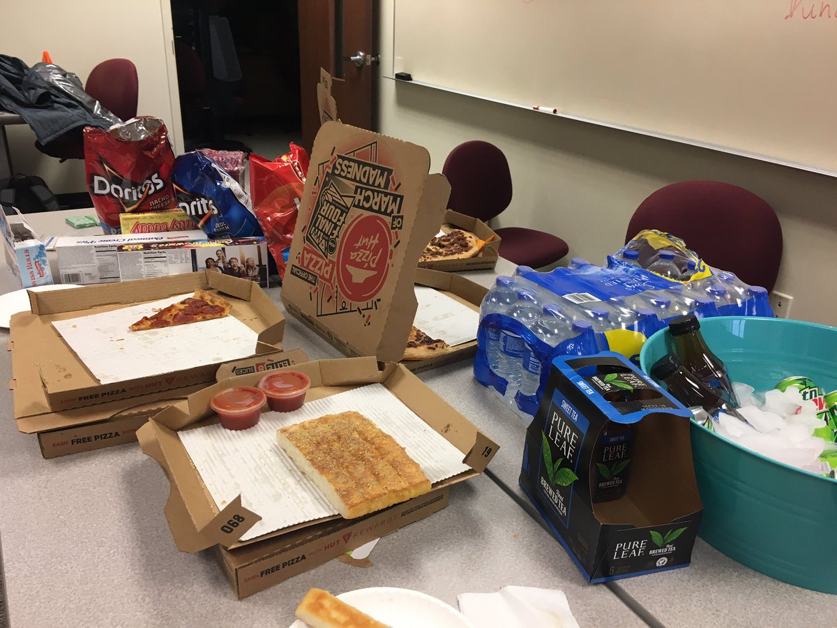 technected2you's tweet photo. In the first hour of our 4th annual working with University students on final projects AND solving puzzles #CS50xCedarville #cs50ap #cedarvilleHackathon #cs50puzzleday https://t.co/rgNTCBh8sH