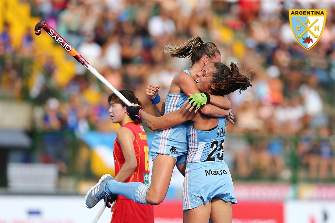 ¡¡Final del partido con Victoria para #LasLeonas🦁 🇦🇷 por 1 a 0 ante China 🇨🇳!! #FIHProLeague