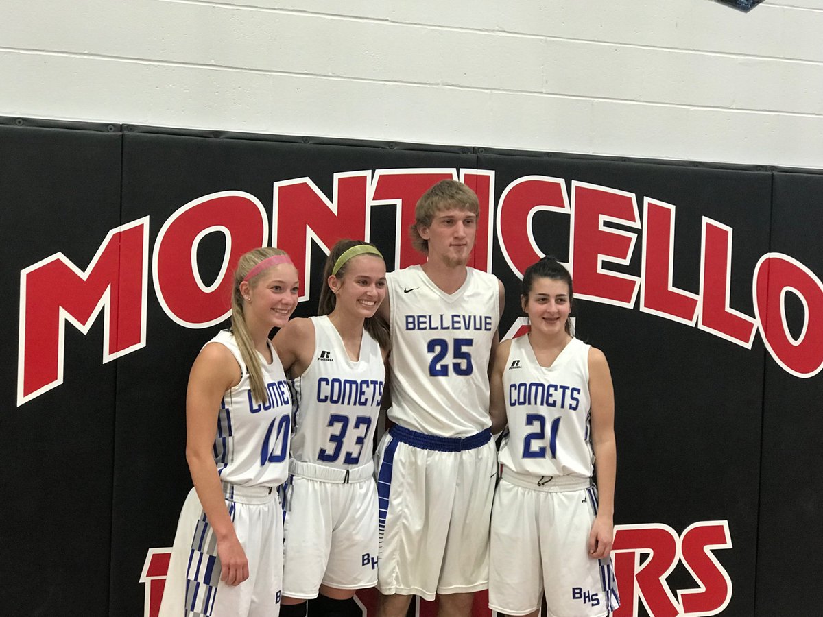 BellevueComets's tweet photo. Congrats Trevor Kailey Alyssa Giana for playing in the RVC All Star game. https://t.co/ivjhxDUCnL