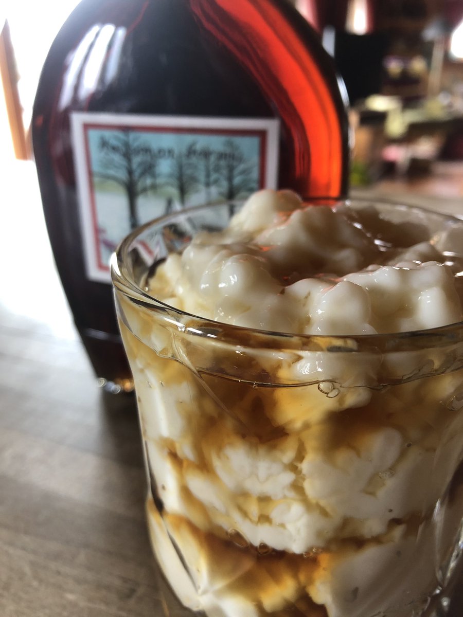 texasbarbecue's tweet photo. Warm creamy rice pudding with Hagermanโs pure maple syrup #MapleintheCounty #TexasBBQ #naplesyrup #pec #ricepudding https://t.co/NW40Gx4Jmm