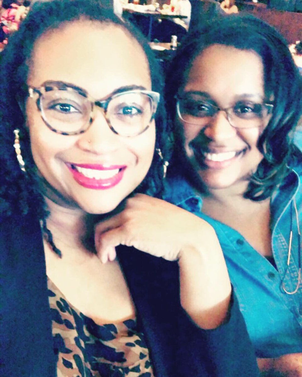 vickermcclain's tweet photo. Had a wonderful time with my Lit Chicks! Great food, great discussions, great fellowship. This monthโs book...The Wide Circumference of Love โค๏ธ #litchicks #bookclub #whencoworkersbecomefriends @DrMoLamar1 @YouCANlearn81 @miss9ja @sherriemccollu1 https://t.co/n3kF661mbQ