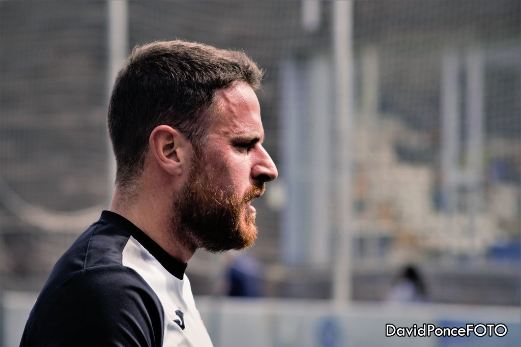 DavidPonce_GK's tweet photo. Esta mirada, es la mirada de alguien que lucha por lo que le gusta, que lucha por el fútbol, que lucha por ganar, que lucha por el @uahorta! 💪🏻Felicidades por tu golazo crack! https://t.co/CdKAFtBZs9