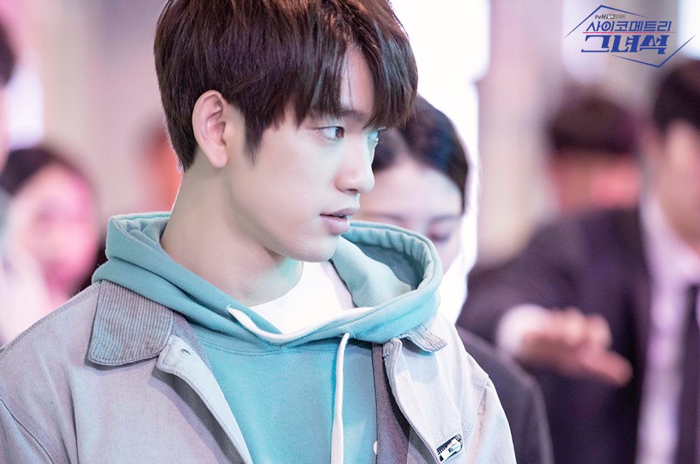 D3B5lOpUgAUGCFO.jpg:orig