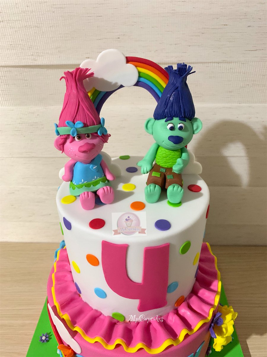 MpCupcakes's tweet photo. #trolls #caketroll #trollscake #tortatrolls #torta #tortas #tortastematicas #tortaspersonalizadas #tortasbogota @sigrasa https://t.co/KZRsHxbkHc