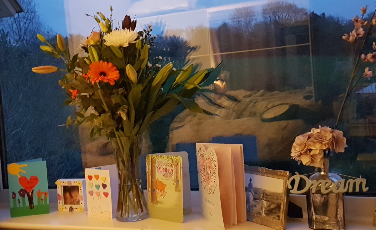 JenKent6's tweet image. Happy mothers day to one and all... patiently waiting to meet my two newest additions to our household... 6 weeks and counting!