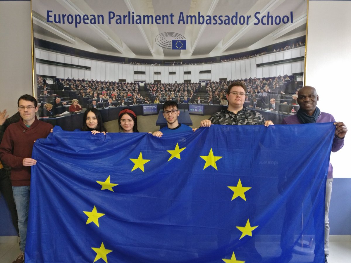 ARCrommelynck's tweet image. Février 2019 facebook.com/arcrommelynck/

Notre Athénée prend part au projet du Parlement européen European Parliament Ambassador School ou EPAS.

 #epasbe #EPAmbassadorSchool