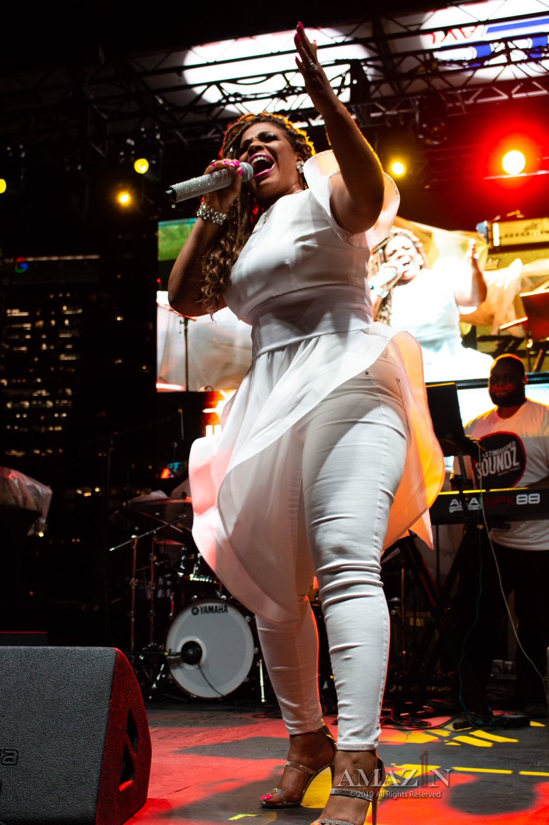 Amaz1nMedia's tweet photo. @Syleena_Johnson brought the @UrbanMusicFest Stage down and had fans on their feet during her electrifying performance! #UrbanMusicFest #UMF #TexasRelaysWeekend https://t.co/xGVg97KXPc
