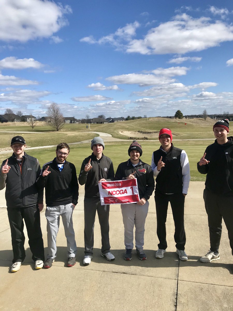 ISUClubGolf's tweet photo. ISU is back on top of the Great Lakes Region‼️ Birds endured the cold wind to win by three strokes! 🏆🏌🏼‍♂️#DubCity #BirdGang https://t.co/Vnd5Ogceg5