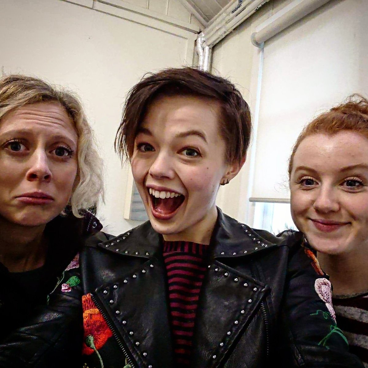 Robyn Holdaway tweet media