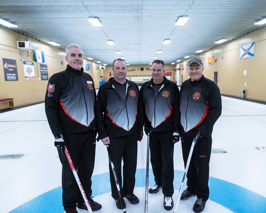 ColtsCurling's tweet photo. Finals at @CurlingMetcalfe 

Winchester (@rcncurling) defeats  Team Periard (Buckingham CC)
9-3 
@TeamGallinger (@NGCurling) defeats Team Leblanc (Buckingham CC)
8-4

congratulations on a great season

#OTTColtsCurling #FinalsBound @OVCAcurls #Curling @CurlingCanada https://t.co/ctYnisuydL