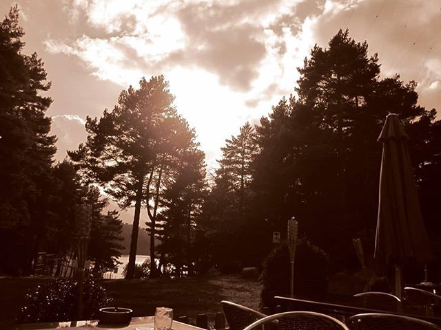 JuLySjOyS's tweet photo. Atardecer Andorrano
·
·
#andorra #andorralovers #andorraworld #igersandorra #andorramola #andorra_ig #andorraenamora #andorralavella #pirineus #andorrabloggers #snow #andorraturisme #nature #andorramountains #andorrashopping #mountains #ordino #picofthed… https://t.co/BVABmqDI0z https://t.co/IzFZ4Jf2T5