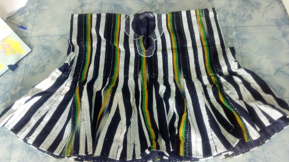 Baba_Issahaku1's tweet photo. Quality Gonja smocks for sale. Kindly retweet. My customer may be on your timeline. https://t.co/FjFgN0ee9f
