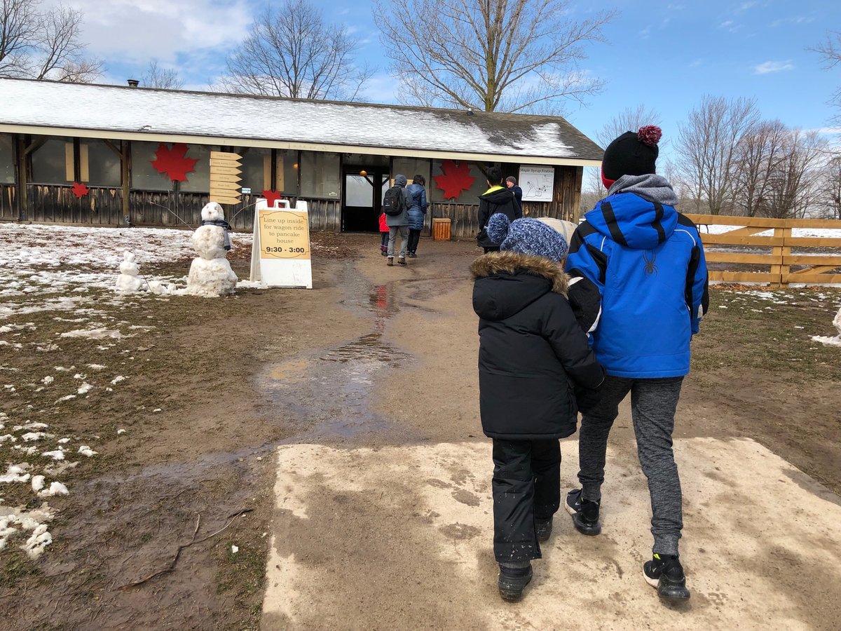 KendallWayow's tweet photo. A bit of Canadiana at Bronte Parks Maple Syrup Festival https://t.co/B3agD5kJZR