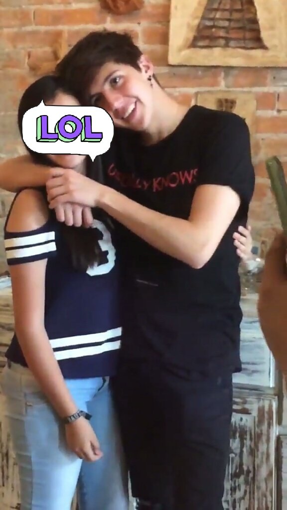 bauftluna's tweet photo. Exactamente hoy hace un año pude romper la distancia con una de las personas más importantes de mi vida, y esa persona eres tú mi amor @alexcasasv_ 🥰
Muchas gracias por todo, eres un gran ídolo, vamos a seguir cumpliendo nuestro siempre juntos. Ya quiero verte de nuevo. 🥺❤ https://t.co/flf3BvECoC