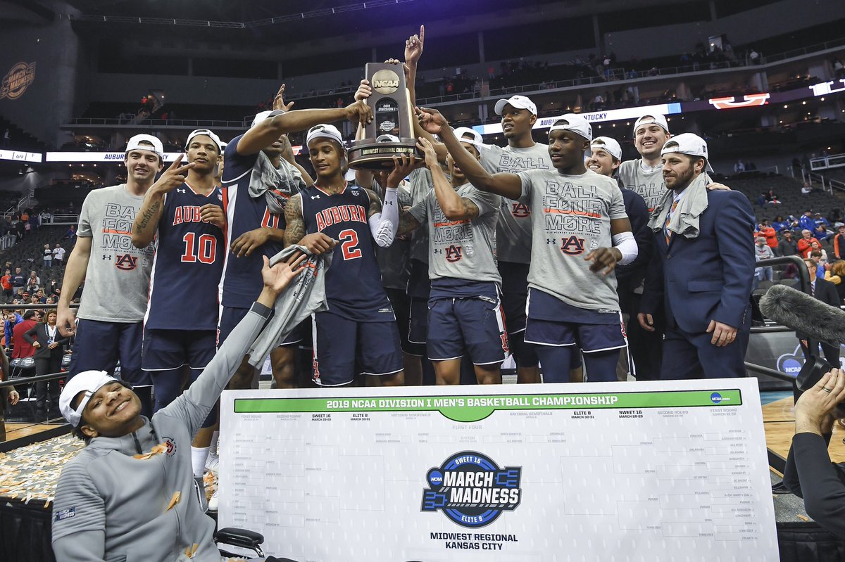 AuburnMBB's tweet photo. See you in Minneapolis!

#WarEagle x #UnfinishedBusiness https://t.co/mZxR9zmSod