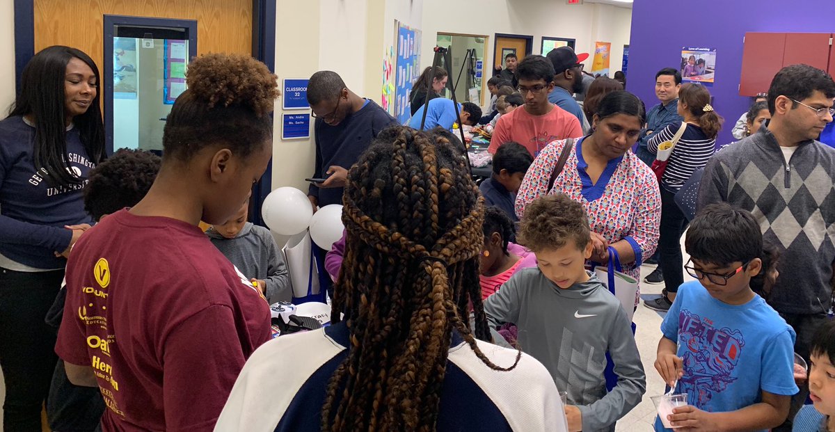 mojuan's tweet photo. Lots of curious smiling kids. Thx @washingtonexec & @NysmithSchool for the #stemsymposium and hosting @StemKidzClub! Great seeing my partners in crime and SKC co-founders Asha Indira & Gina Guillaume-Joseph. Zen enjoyed representing and helping our community. #stemkidzclub #stem https://t.co/r9lwvL8DsW