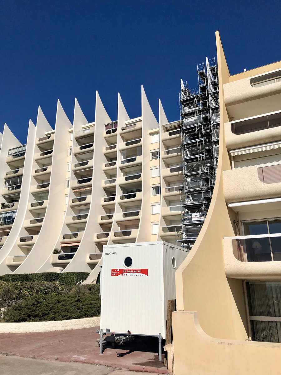 nacelle44's tweet photo. Roulotte de chantier chantiers à pornichet https://t.co/suLHIah9xK