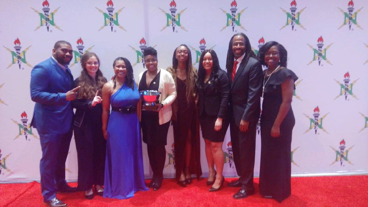 BTHSNSBE's tweet photo. Look at all the Brooklyn Tech Alums at  NSBE 45th Annual Convention. They truly make us proud! https://t.co/bBGjqg85xe
