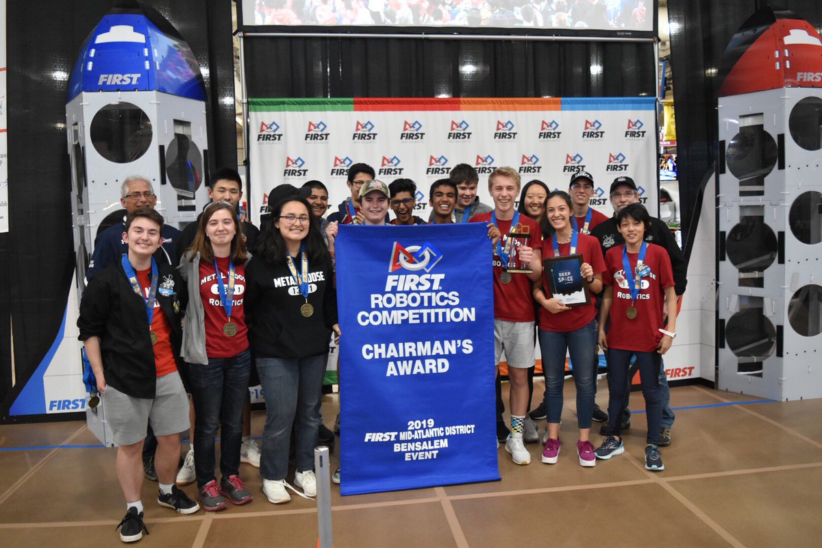 We are leaving Bensalem with the Chairman’s Award, the most prestigious award given in all of FIRST! instagram.com/p/BvsIJxklUZY/… #FRC1391 #MetalMooseRobotics #OMGRobots <a href="/WesttownSchool/">Westtown School</a> <a href="/FIRSTMidAtl/">FIRST Mid-Atlantic</a> <a href="/FIRSTweets/">FIRST</a> <a href="/FRCTeams/">FIRST Robotics Competition</a>